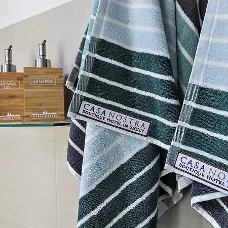 Casa Nostra לינה וארוחת בוקר 3*