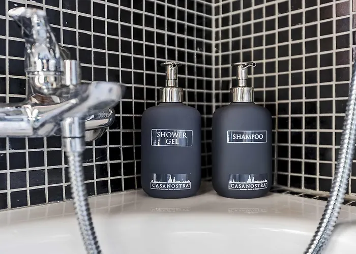 Casa Nostra לינה וארוחת בוקר פלרמו