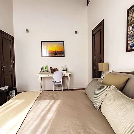 Casa Nostra Bed & Breakfast 4*