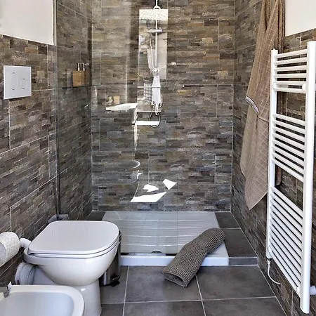 Casa Nostra ベッド・アンド・ブレックファスト 3*