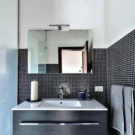 Casa Nostra 4*