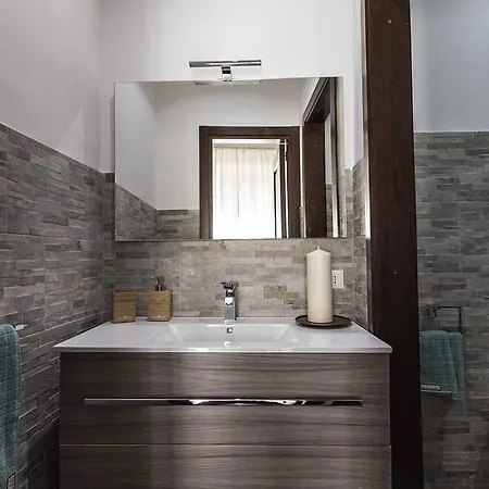 Casa Nostra 4*